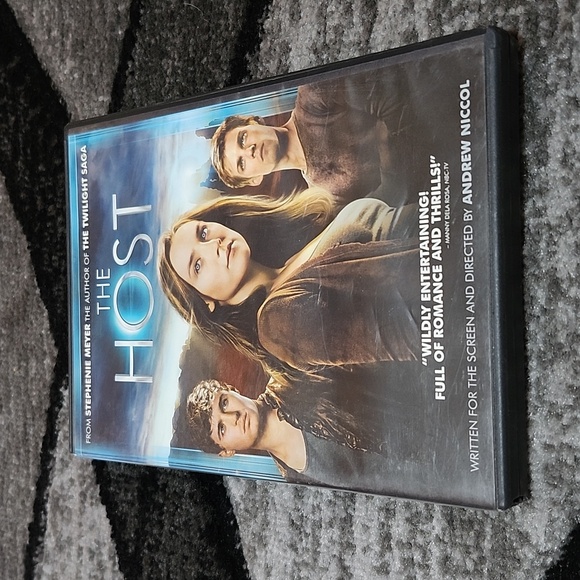 THE HOST SCI-FI ROMANCE THRILLER DVD MOVIE - Picture 2 of 8